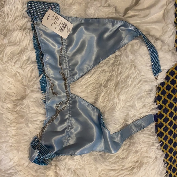 Windsor- off the chain mail top - Picture 5 of 5